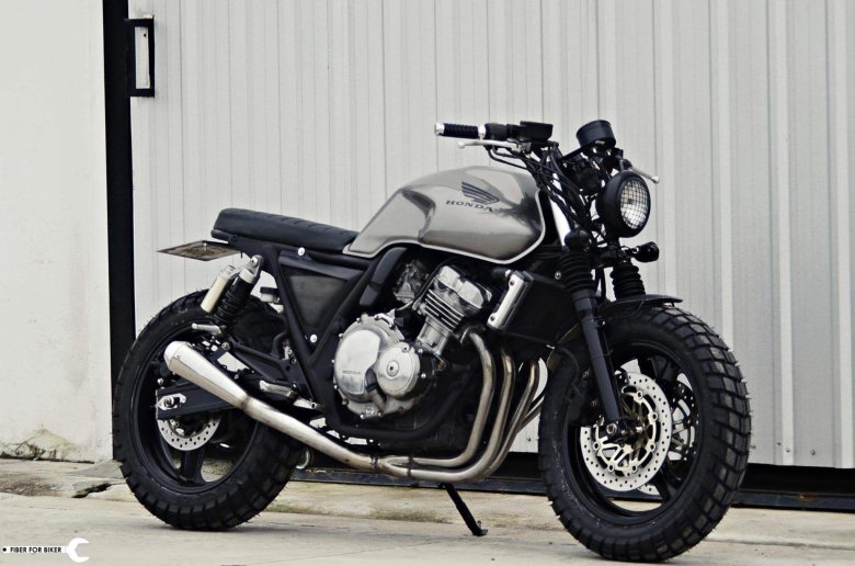 Honda CB 400 Scrambler