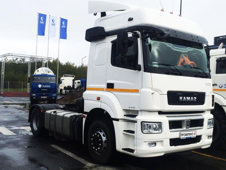 КАМАЗ Нео 5490 s5