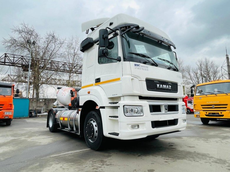 КАМАЗ 5490 С Грюнвальд