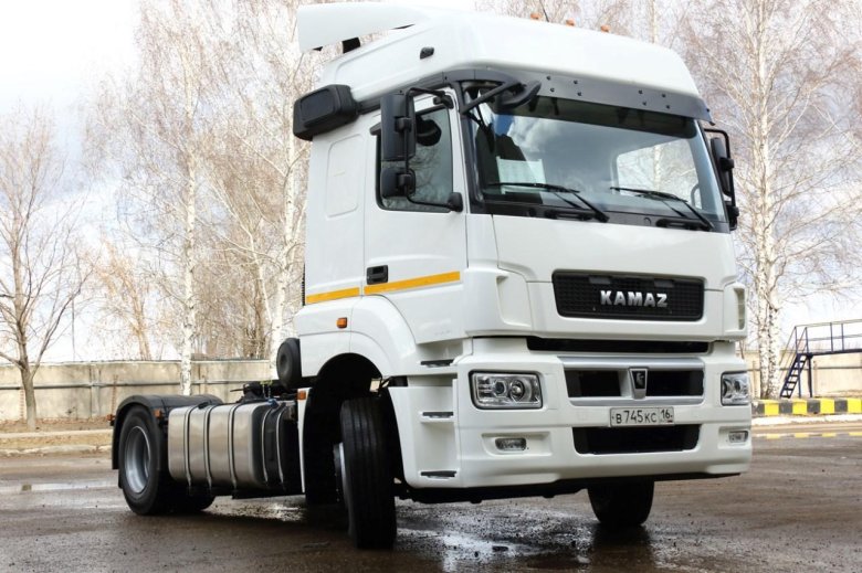 КАМАЗ Нео 5490 s5