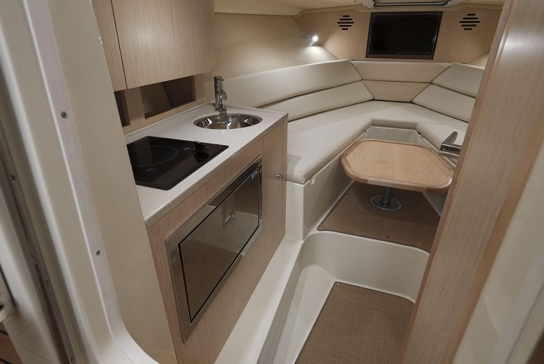 Chris Craft Corsair 34