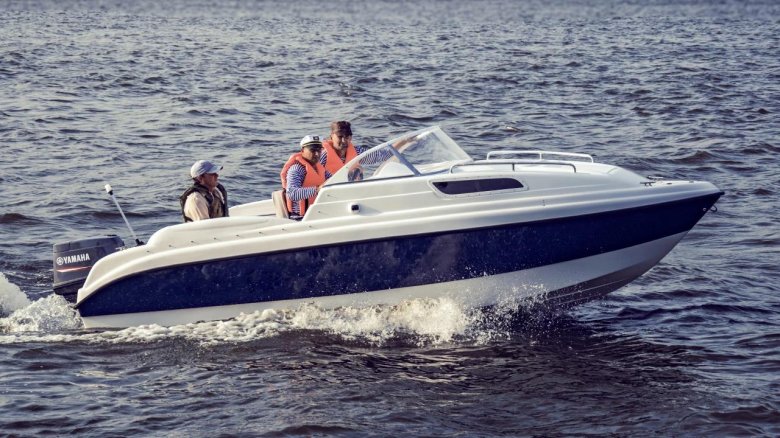 Катер Неман 550 каютный