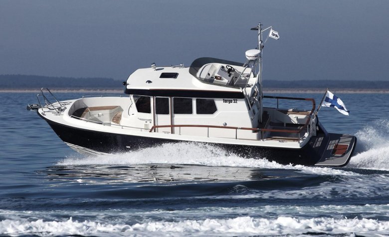 Катер Тарга 32