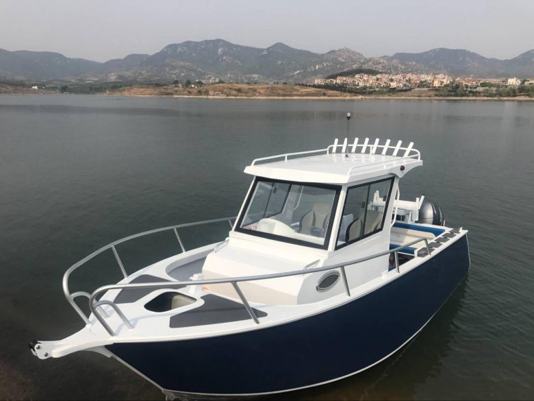 Катер каютный galia 600 Hardtop