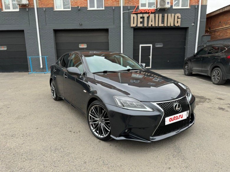 Лексус ис