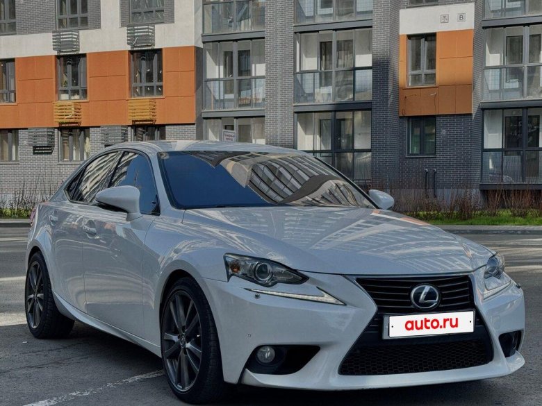 Lexus is 250 2014