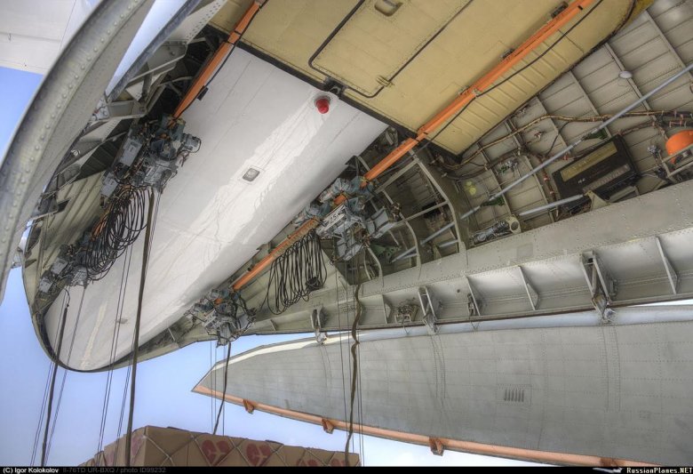 Грузовая кабина ил-76