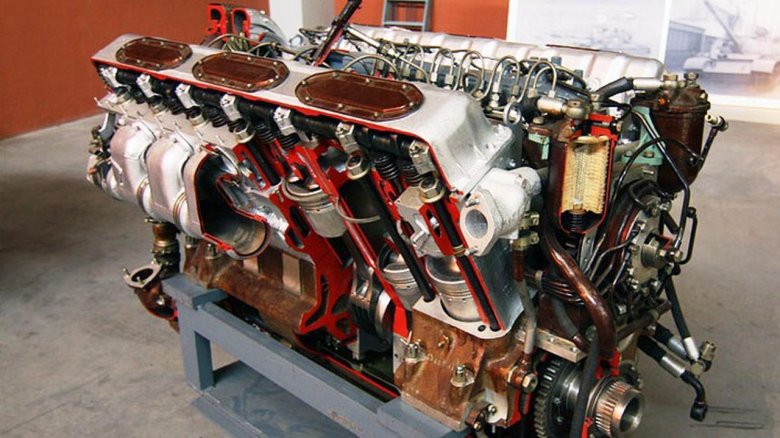 Двигатель танка т90