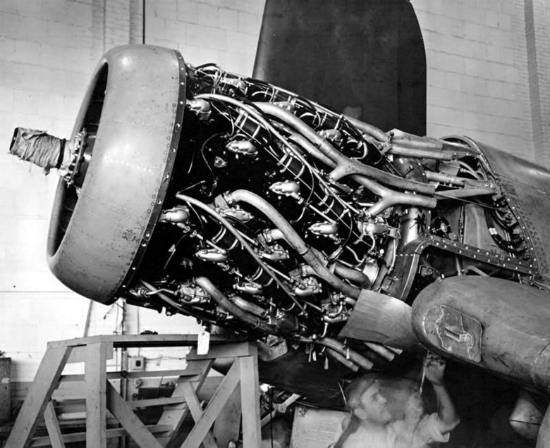 F2g-1 super Corsair двигатель