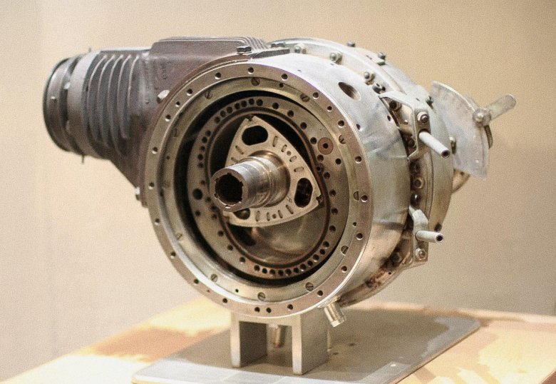 Роторно-поршневой двигатель Ванкеля